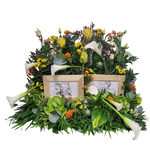 Bilderrahmen_-_Calla_Santini_Asclebias_Hypericum_Chartamus_Hortensie_Limonium_Rosen_-_Bunt_-_Gelb_Orange_Lila_Weiss