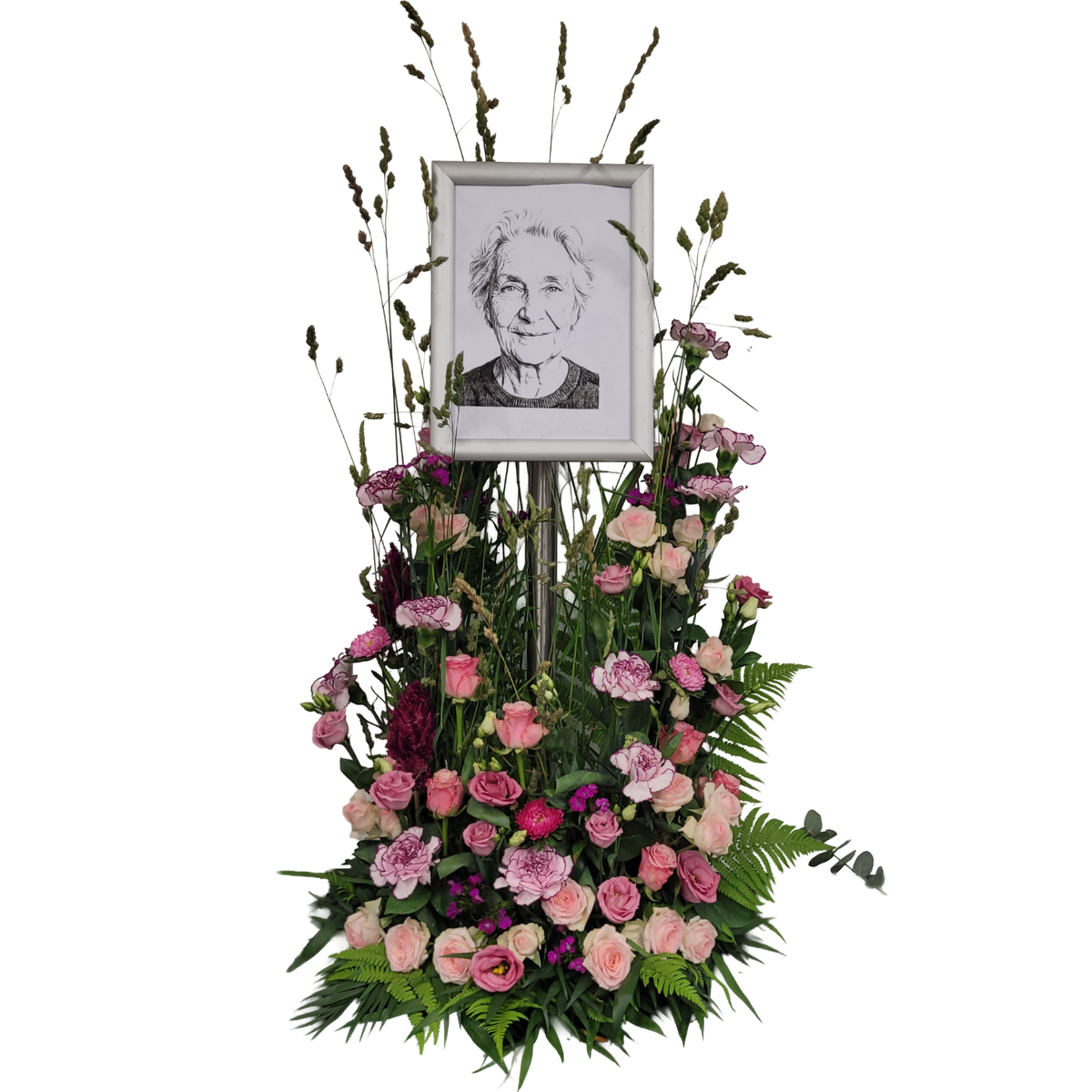 Bilderrahmen_-_Kranz_mit_Rosen_Nelken_Eustoma_Statice_Astern_Celosie_Schleierkraut_Bartnelken_Gras_-_Beiwerkt_der_Saison_-_Weiss_Rosa_Blau_-_Gras_Saison