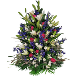 Gesteck_Hoch_-_Lilien_Eustoma_Rittersporn_Rosen_Ginster_-_Blau_Weiss_Pink