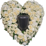 Urnenherz_-_Nelken_Rosen_Chrysanthemen_-_Weiss